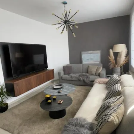 Le Charme Urbain Lumineux Apartment